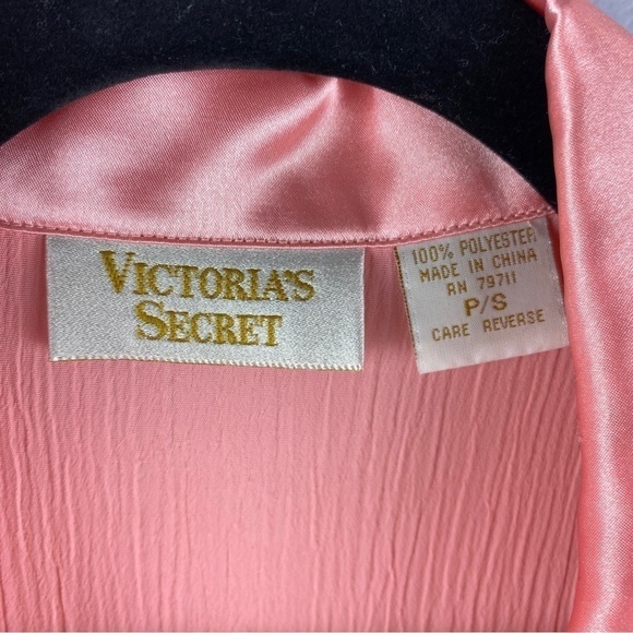 VINTAGE Victoria's Secret Gold Label Pink Button Down Sleep Shirt Small - Picture 5 of 10
